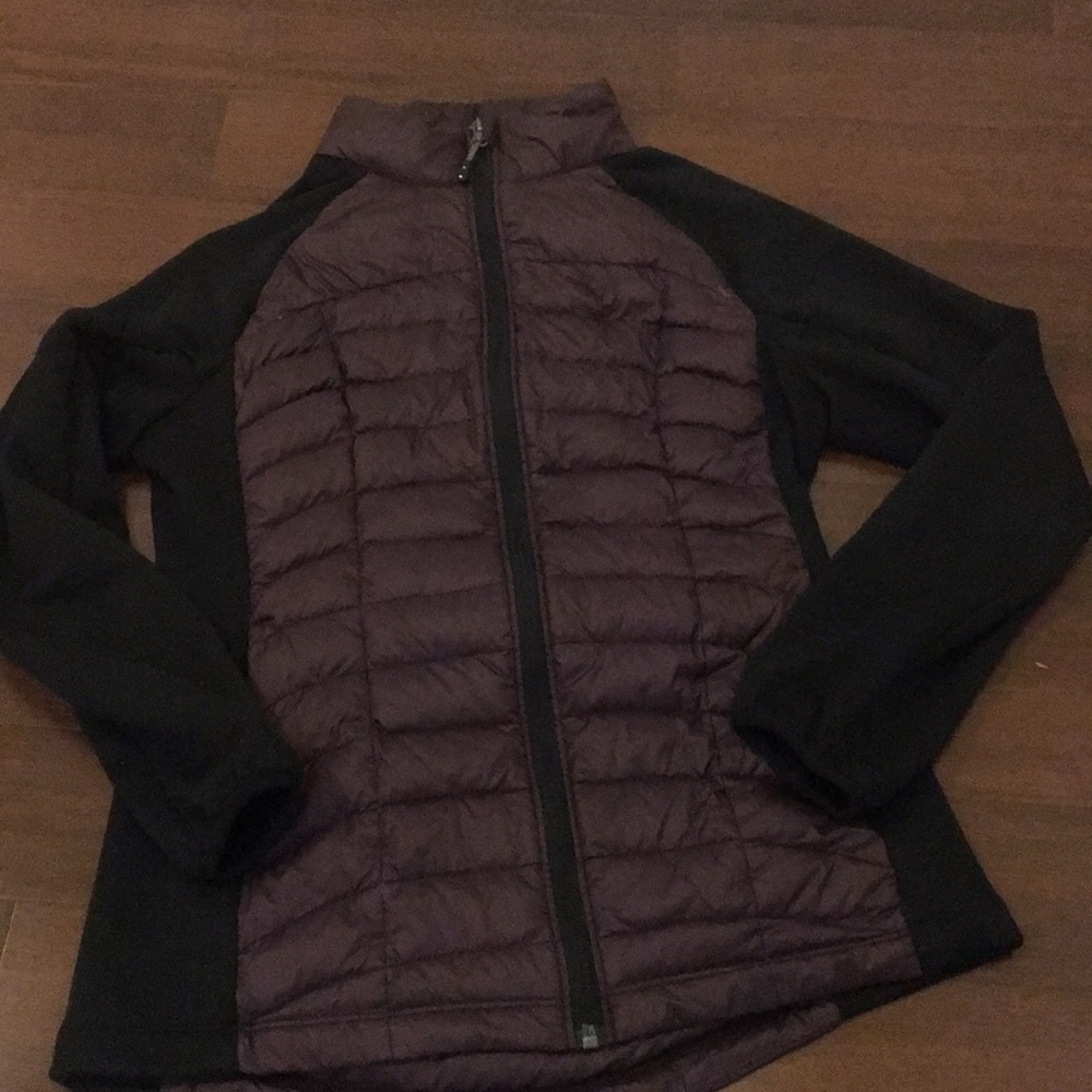 32 degrees Women's Small Hybrid Puffer Jacket Black and Purple
